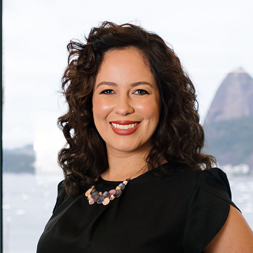 <div class="speaker">Palestrante</div>Thais Borba Santos